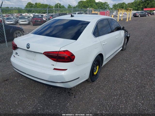 2017 VOLKSWAGEN PASSAT 1.8T SE 4