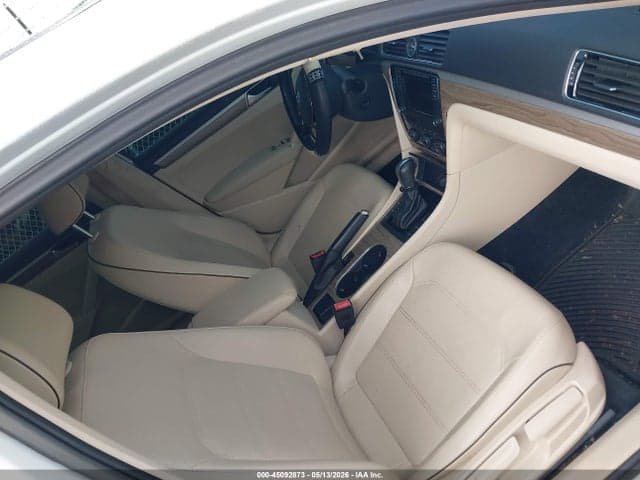 2017 VOLKSWAGEN PASSAT 1.8T SE 5