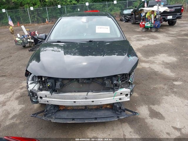2021 TOYOTA CAMRY SE AWD 13