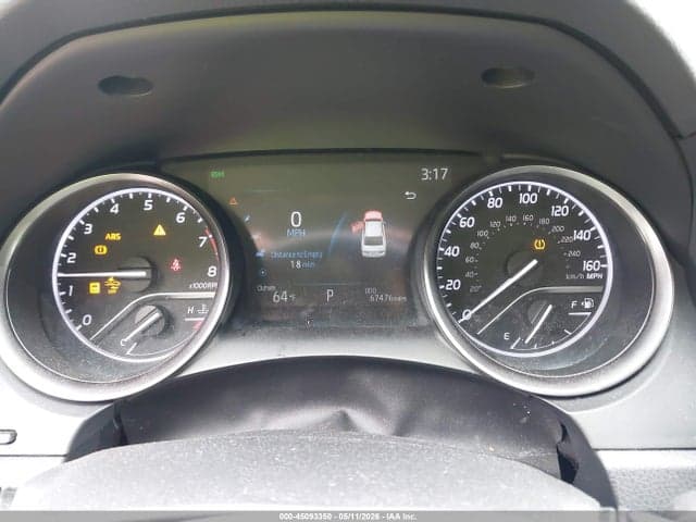 2021 TOYOTA CAMRY SE AWD 7