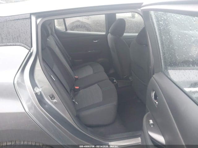 2022 NISSAN LEAF S 40 KWH 8