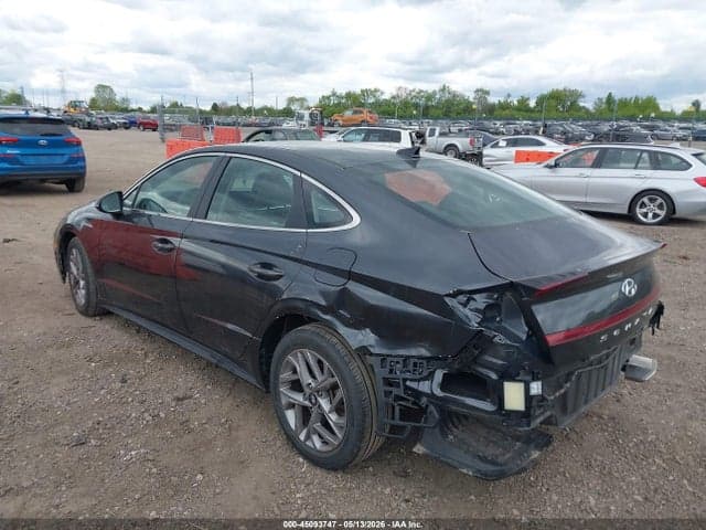2021 HYUNDAI SONATA SEL 3