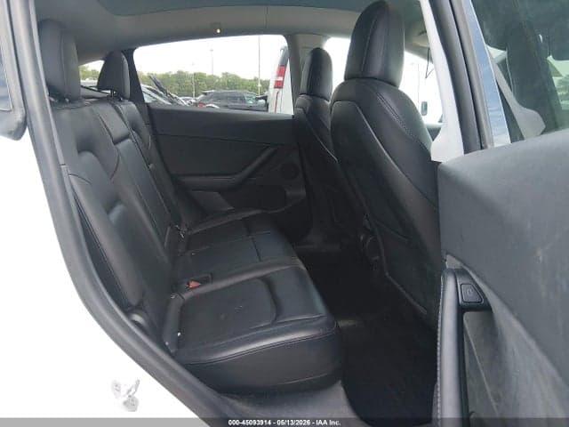2021 TESLA MODEL Y LONG RANGE DUAL MOTOR ALL-WHEEL DRIVE 8
