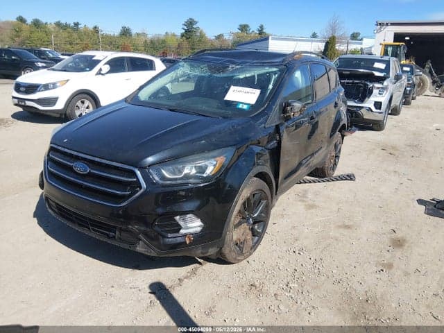 2017 FORD ESCAPE TITANIUM 2