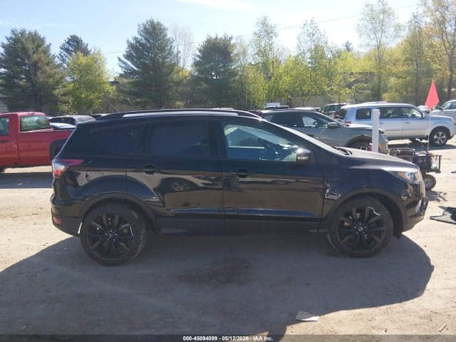 2017 FORD ESCAPE TITANIUM 14