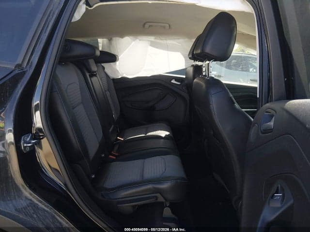 2017 FORD ESCAPE TITANIUM 8