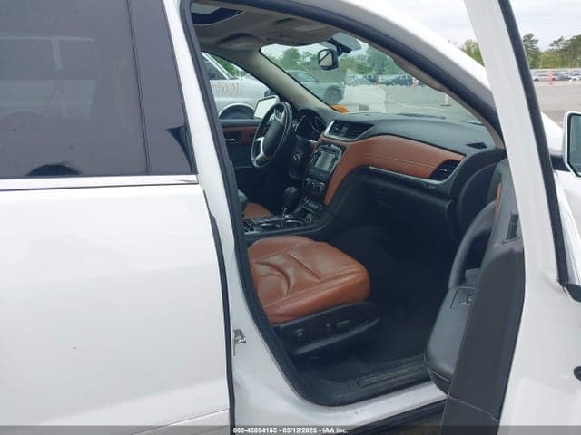 2017 CHEVROLET TRAVERSE 2LT 5