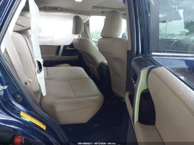 2024 TOYOTA 4RUNNER LIMITED 8