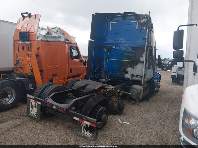 2026 VOLVO NEW VNL 4