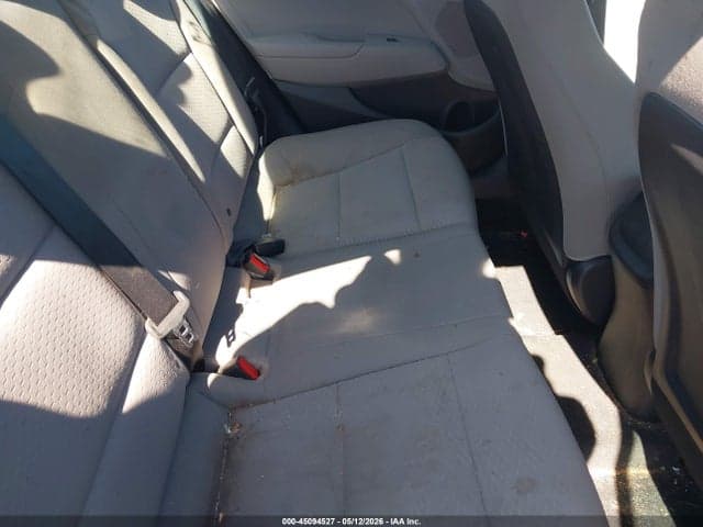 2019 HYUNDAI ELANTRA SE 8