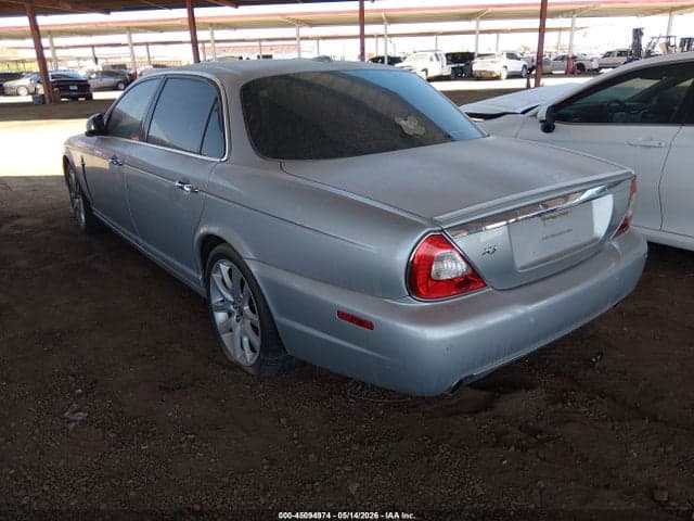 2008 JAGUAR XJ XJ8 3