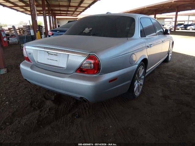 2008 JAGUAR XJ XJ8 4
