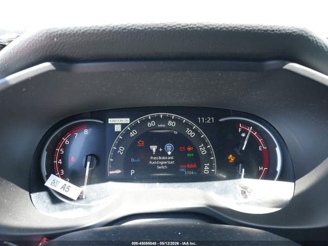 2025 TOYOTA RAV4 XLE 7