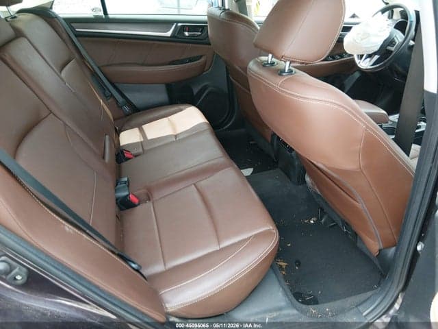 2017 SUBARU OUTBACK 2.5I TOURING 8
