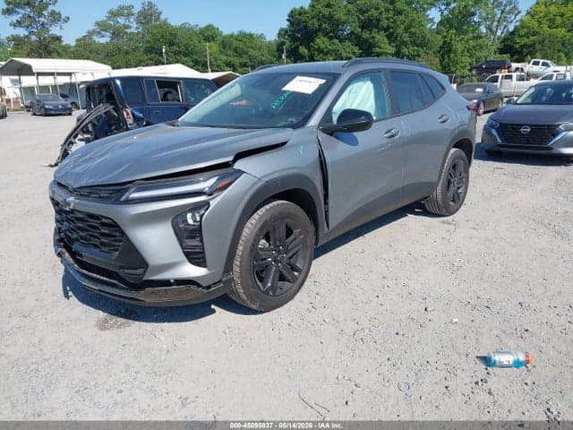 2025 CHEVROLET TRAX FWD ACTIV 2
