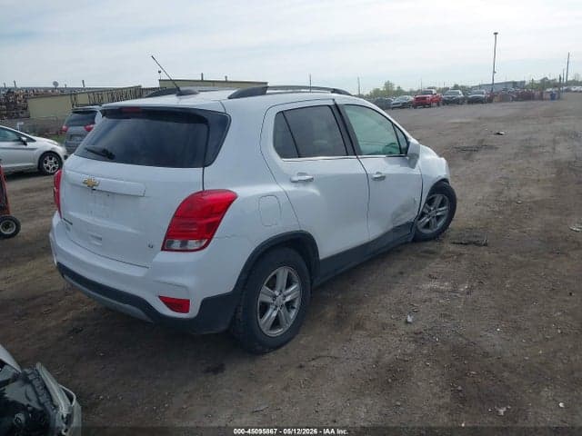 2019 CHEVROLET TRAX LT 4
