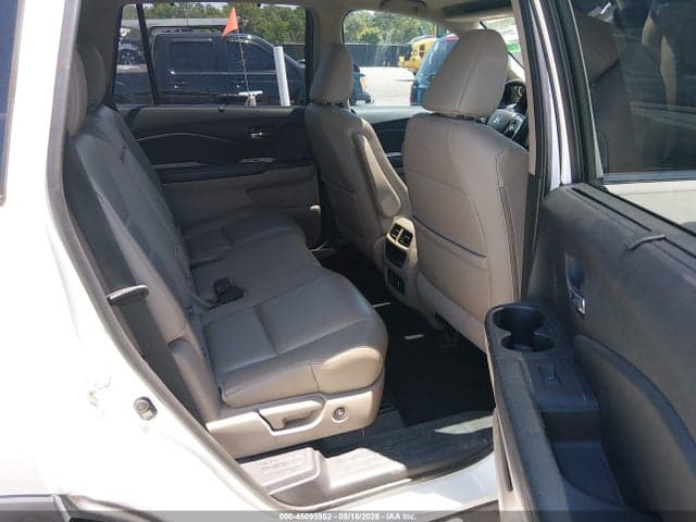 2017 HONDA PILOT TOURING 8