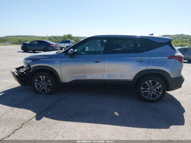 2022 KIA SELTOS LX 14