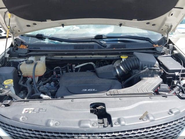 2017 CHRYSLER PACIFICA LIMITED 10