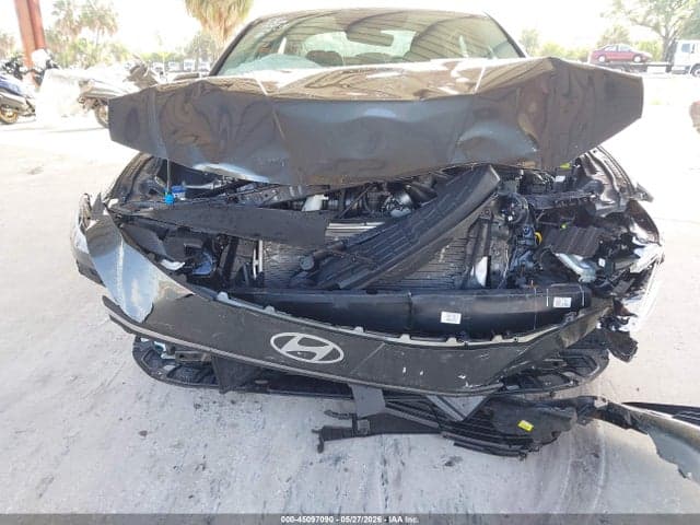 2025 HYUNDAI ELANTRA SE 6