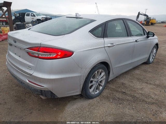 2019 FORD FUSION SE 4