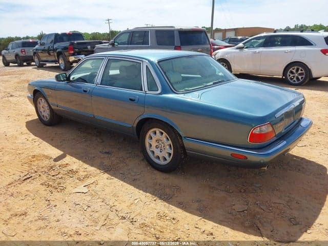 2001 JAGUAR XJ8 3