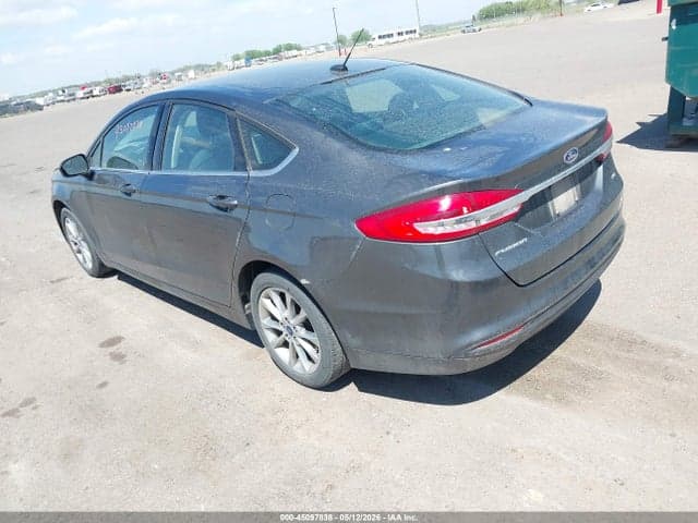 2017 FORD FUSION SE 3