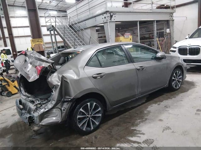 2018 TOYOTA COROLLA XSE 4