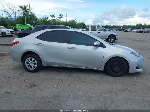 2018 TOYOTA COROLLA L 13