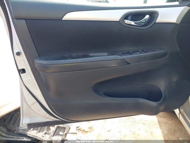 2019 NISSAN SENTRA S 9