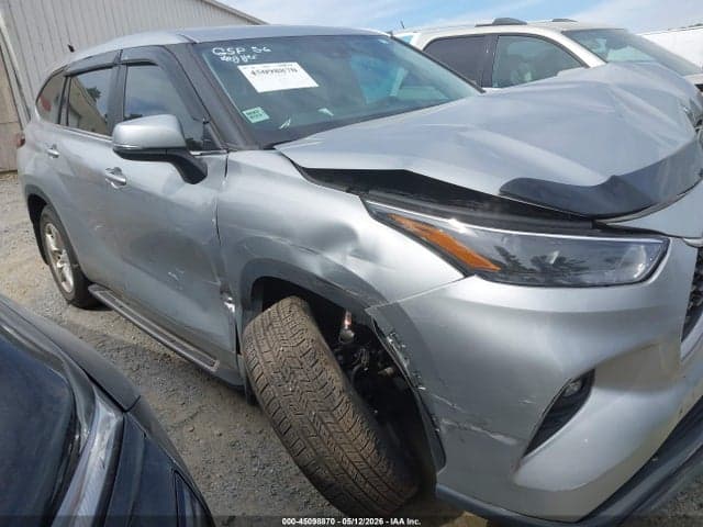2024 TOYOTA HIGHLANDER LE 13