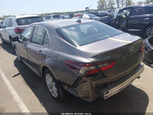 2021 TOYOTA CAMRY LE AWD 3