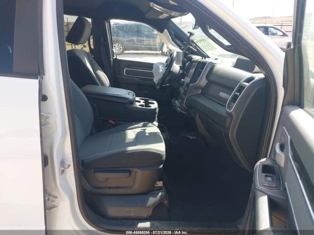 2023 RAM 3500 BIG HORN 4X4 8' BOX 5