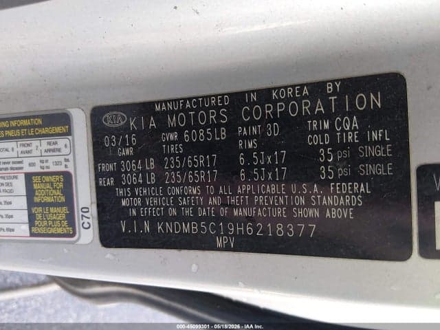 2017 KIA SEDONA LX 9
