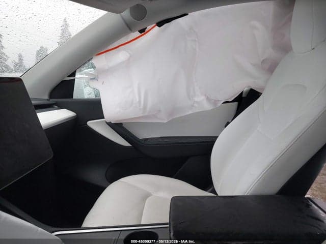 2022 TESLA MODEL Y PERFORMANCE DUAL MOTOR ALL-WHEEL DRIVE 5