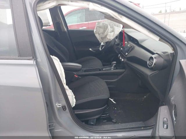 2023 NISSAN KICKS SV XTRONIC CVT 5