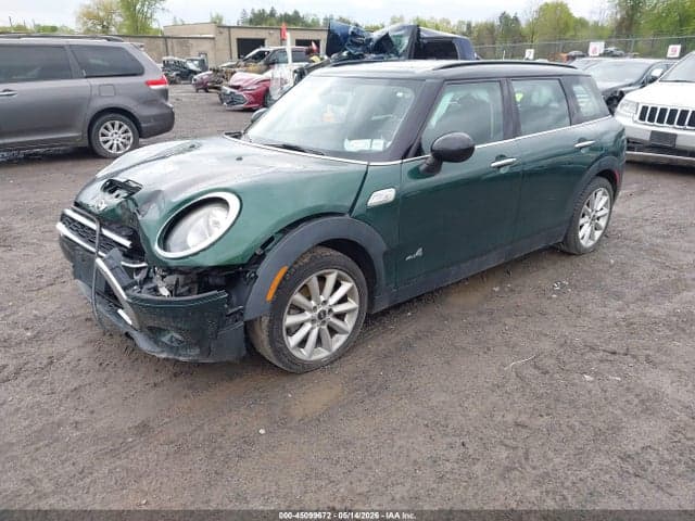 2017 MINI CLUBMAN COOPER 2