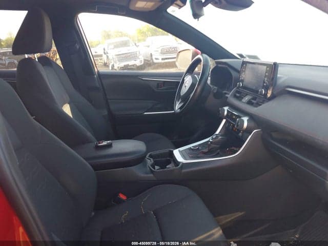 2021 TOYOTA RAV4 PRIME SE 5