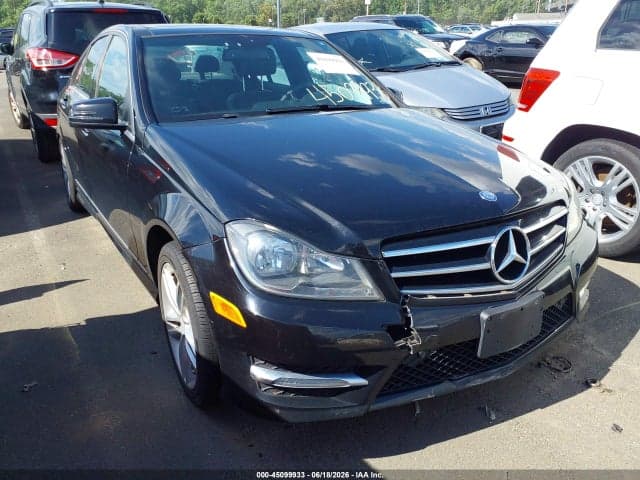 2014 MERCEDES-BENZ C 300