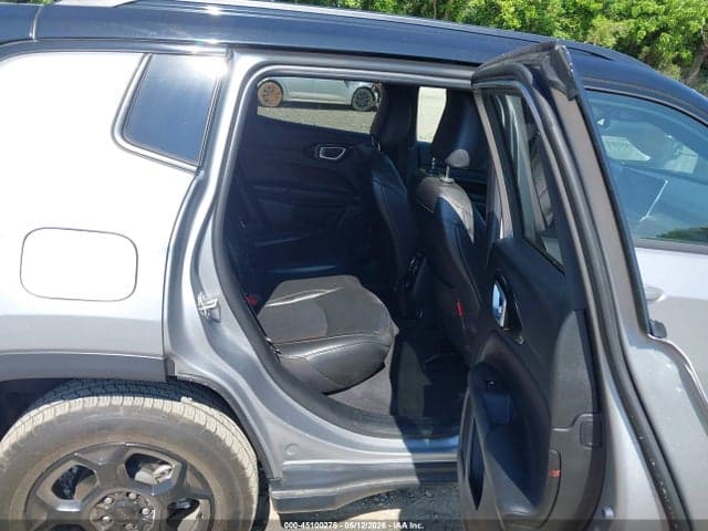 2023 JEEP COMPASS TRAILHAWK 4X4 8