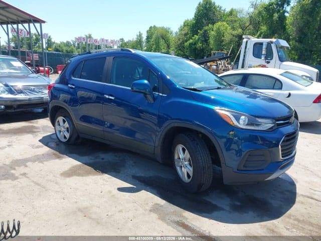 2020 CHEVROLET TRAX FWD LT - 1
