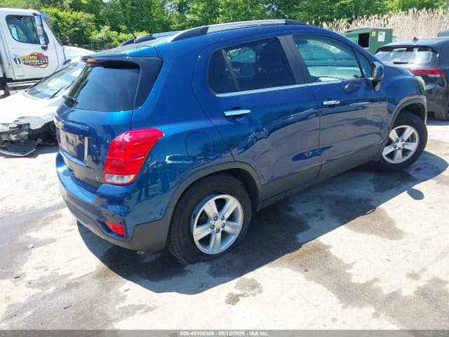 2020 CHEVROLET TRAX FWD LT 4
