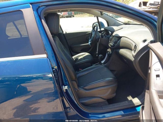 2020 CHEVROLET TRAX FWD LT 5