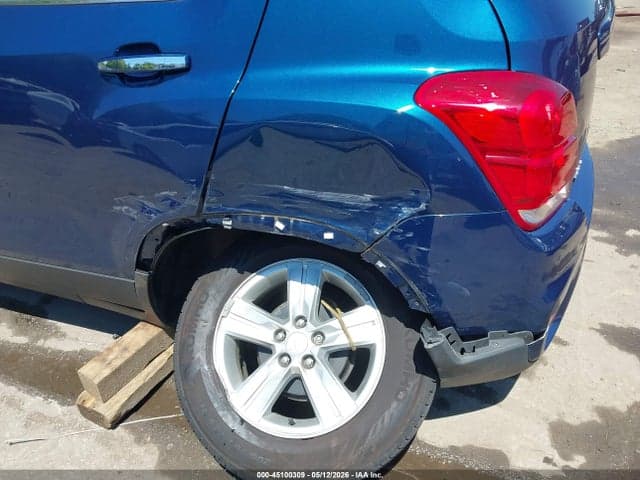 2020 CHEVROLET TRAX FWD LT 6