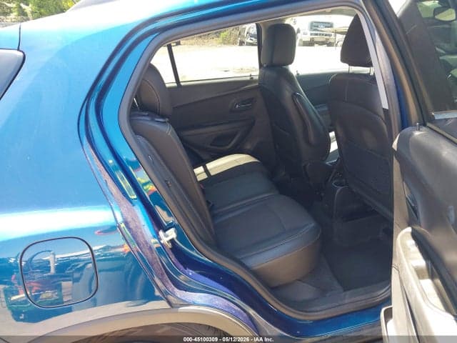 2020 CHEVROLET TRAX FWD LT 8