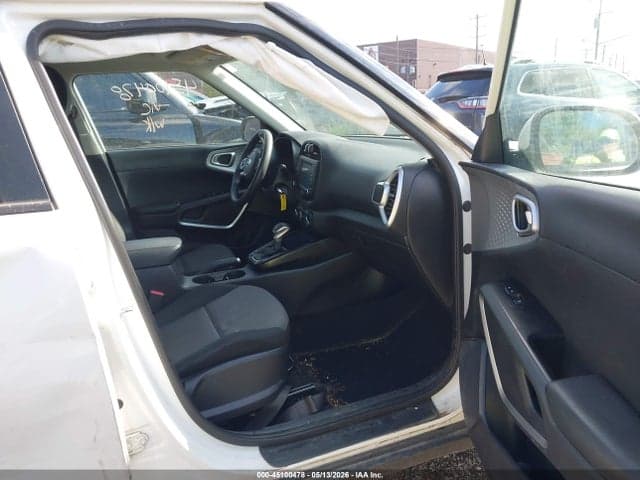 2020 KIA SOUL LX 5