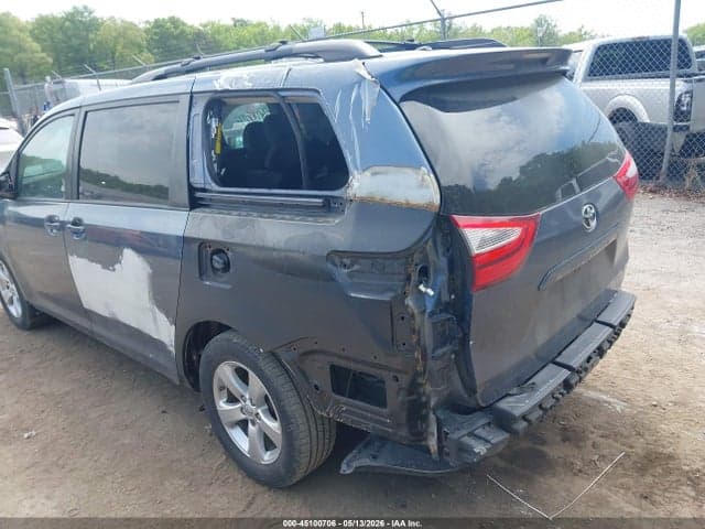 2017 TOYOTA SIENNA LE 8 PASSENGER 6