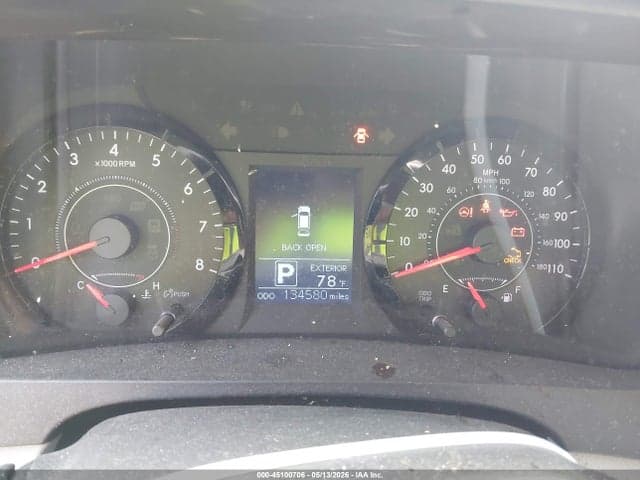 2017 TOYOTA SIENNA LE 8 PASSENGER 7