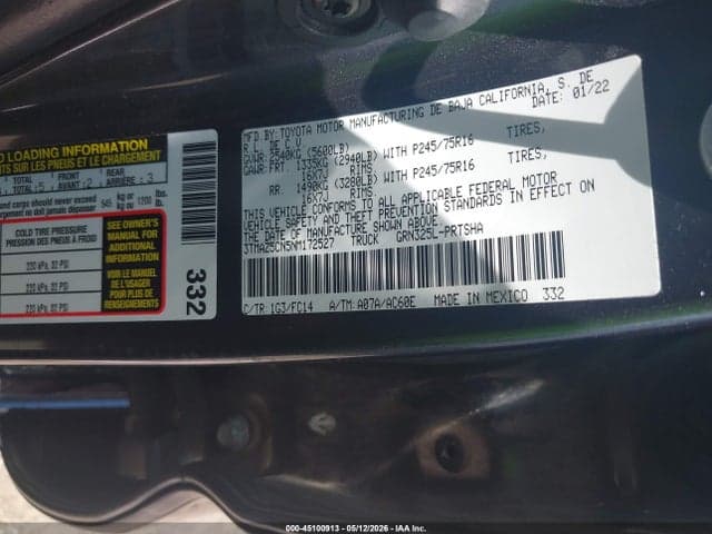 2022 TOYOTA TACOMA SR5 V6 9