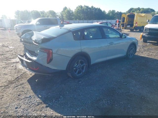 2026 KIA K4 LXS 4